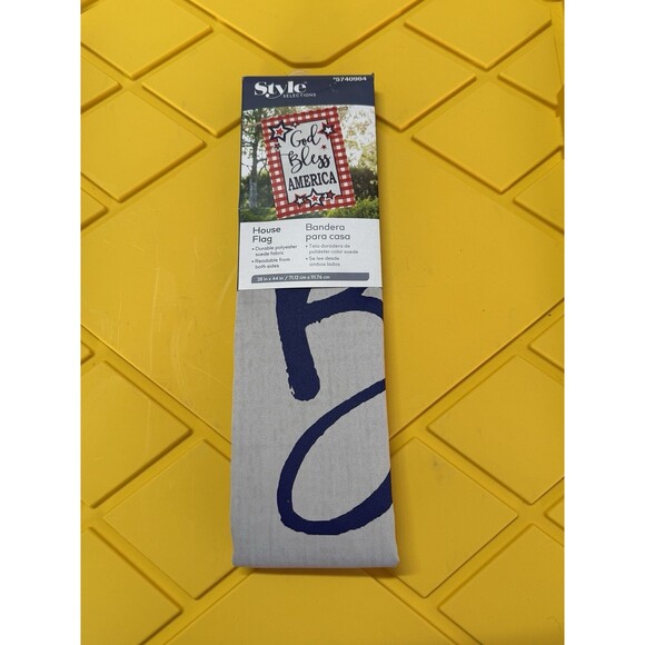 Style Selections patriotic House Flags. 4th july Size 28” X 44” - Picture 3 of 4